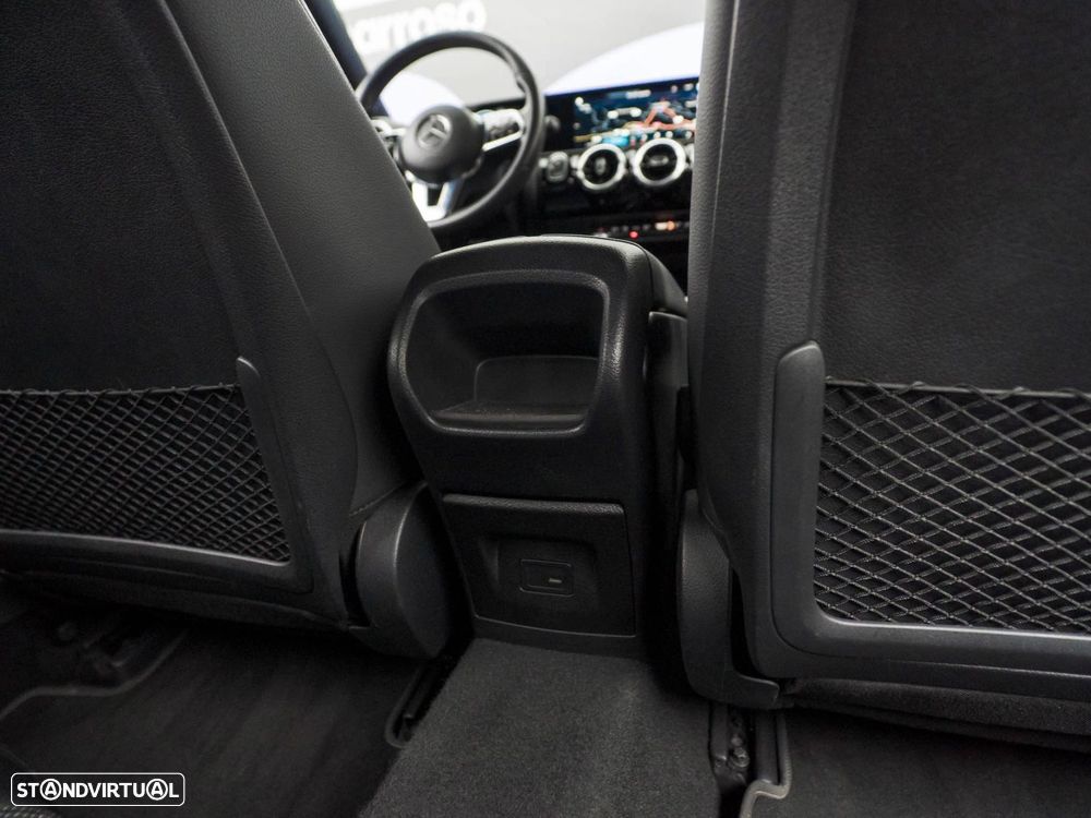 Mercedes-Benz CLA 250 e Shooting Brake Style Plus - 36