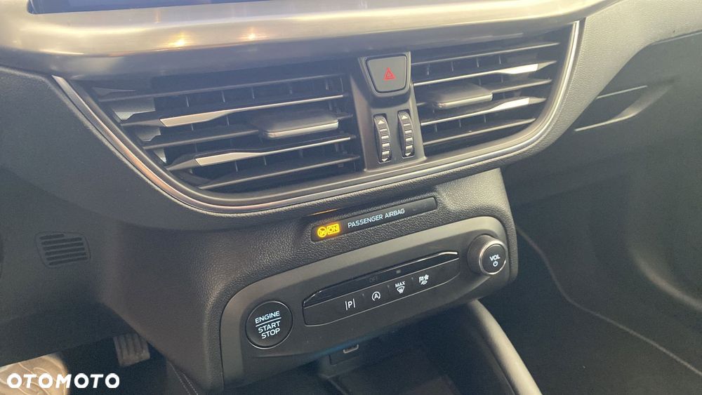 Ford Focus 1.0 EcoBoost mHEV Titanium X - 21