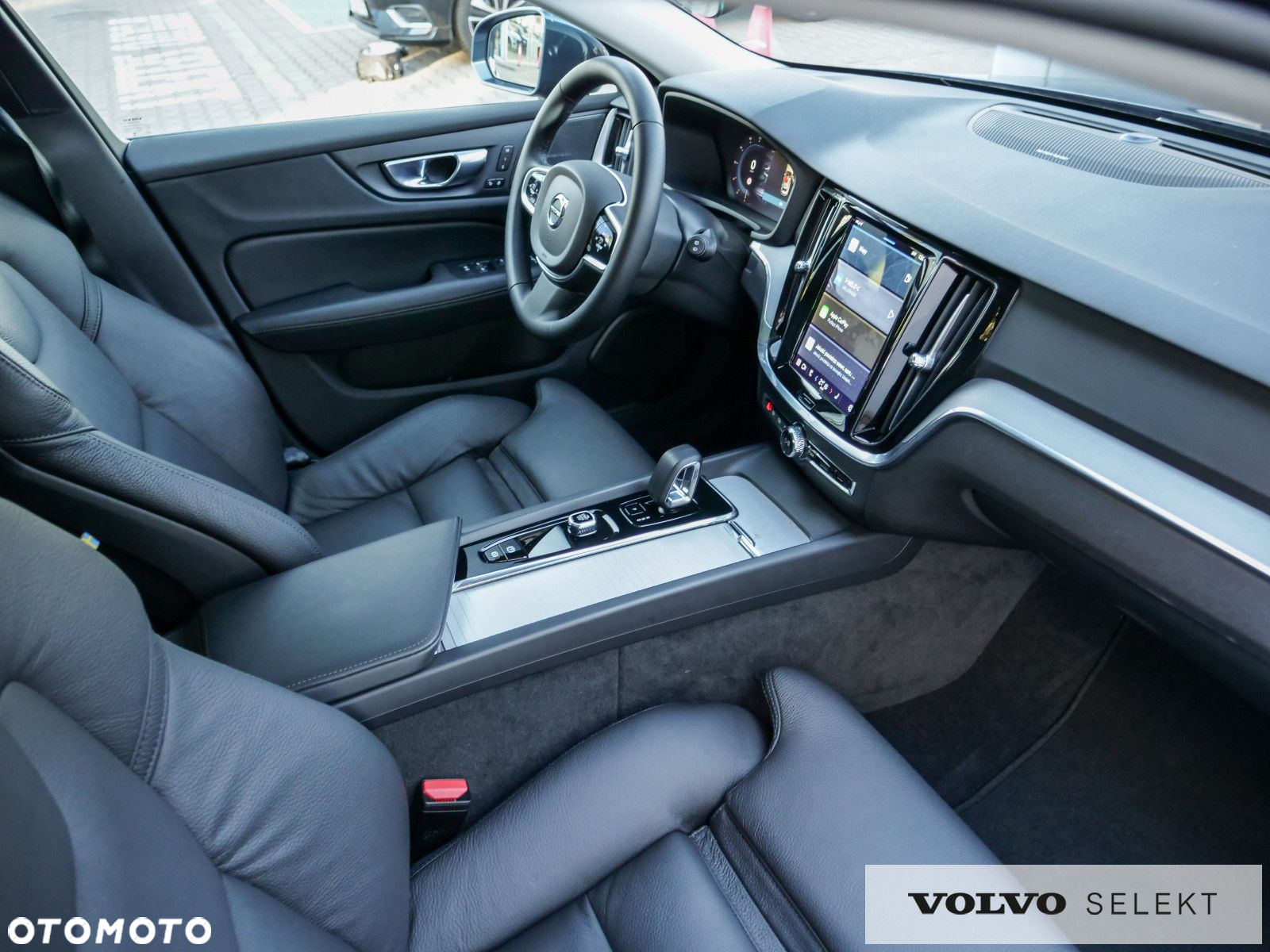 Volvo V60 Cross Country - 33