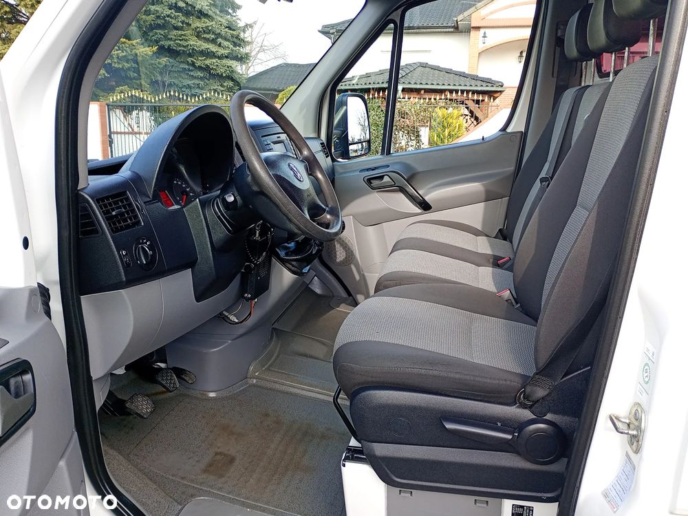 Volkswagen CRAFTER - 13