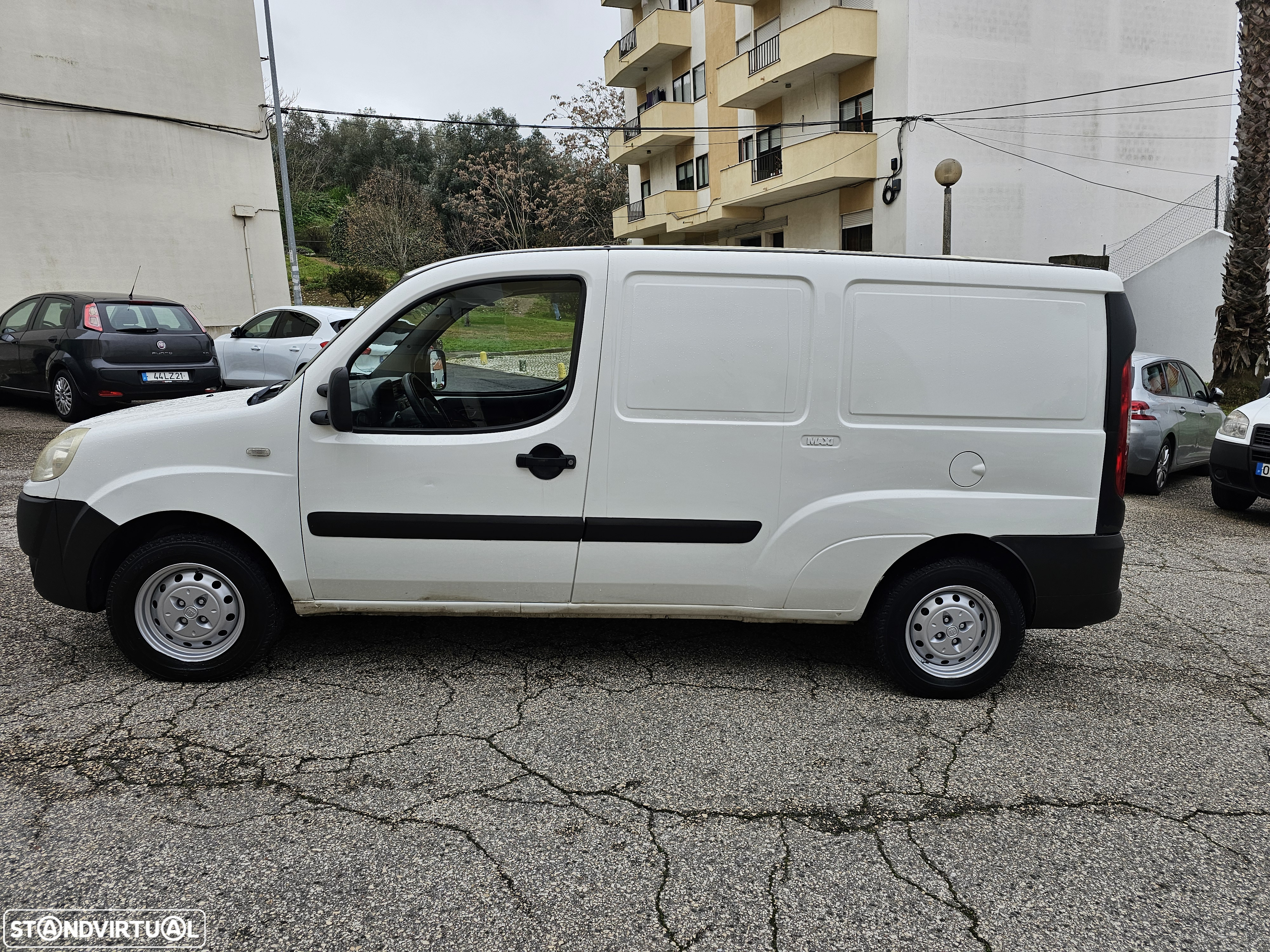 Fiat doblo 1.9 com frio Longa - 9
