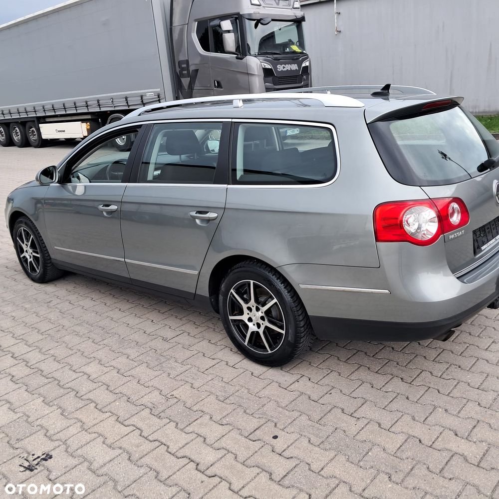 Volkswagen Passat - 16