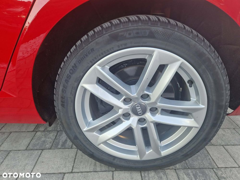 Audi A4 Limousine 2.0 TFSI ultra S tronic - 9