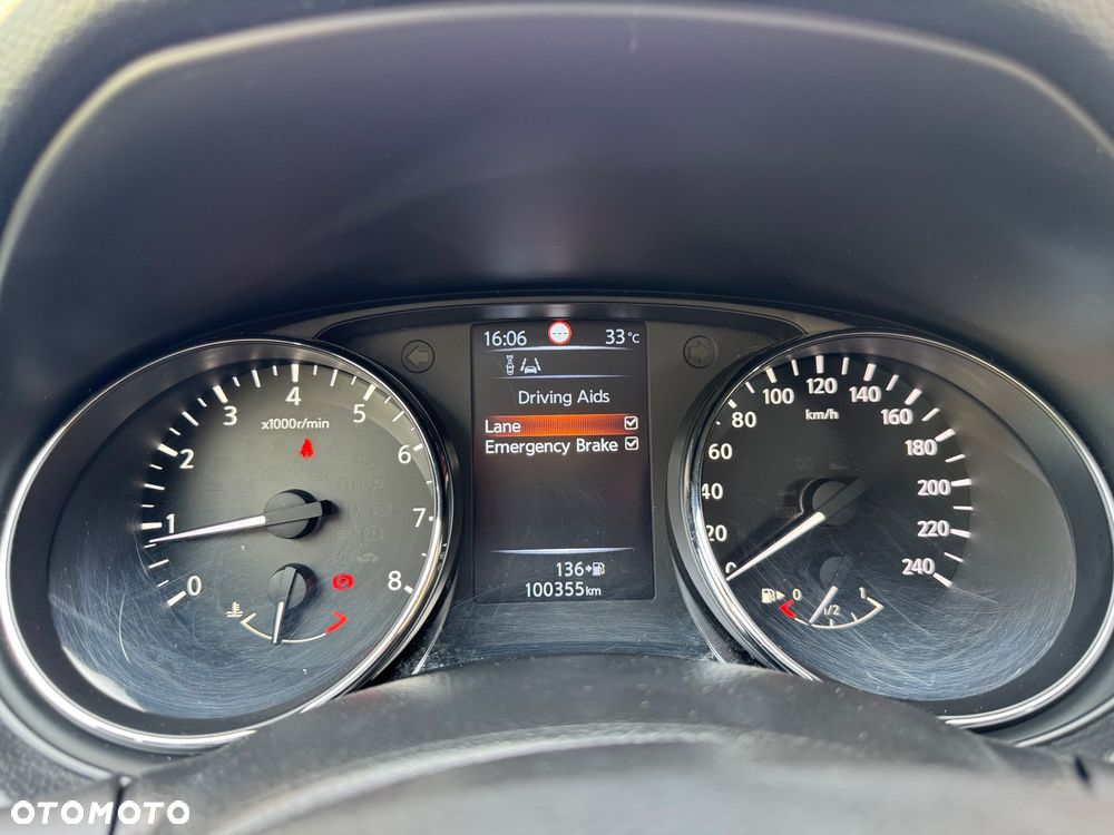 Nissan Qashqai 1.2 DIG-T N-Connecta - 32