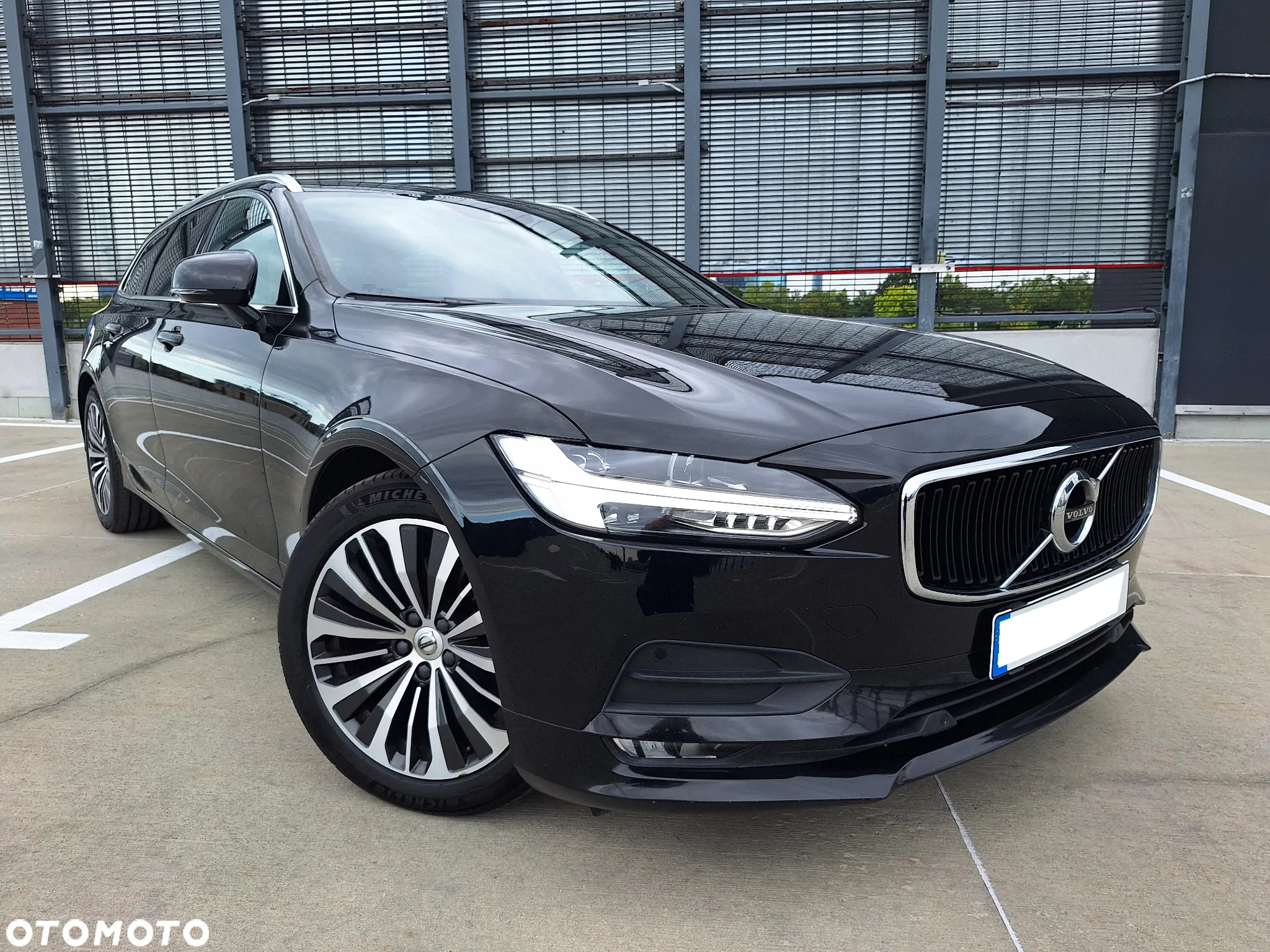 Volvo V90 D4 Momentum Pro - 7