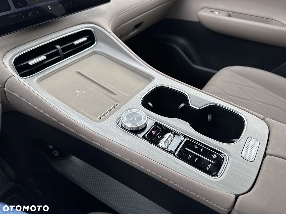 Chery Tiggo 8 1.5 T-GDI Super Hybrid Prestige DCT - 17