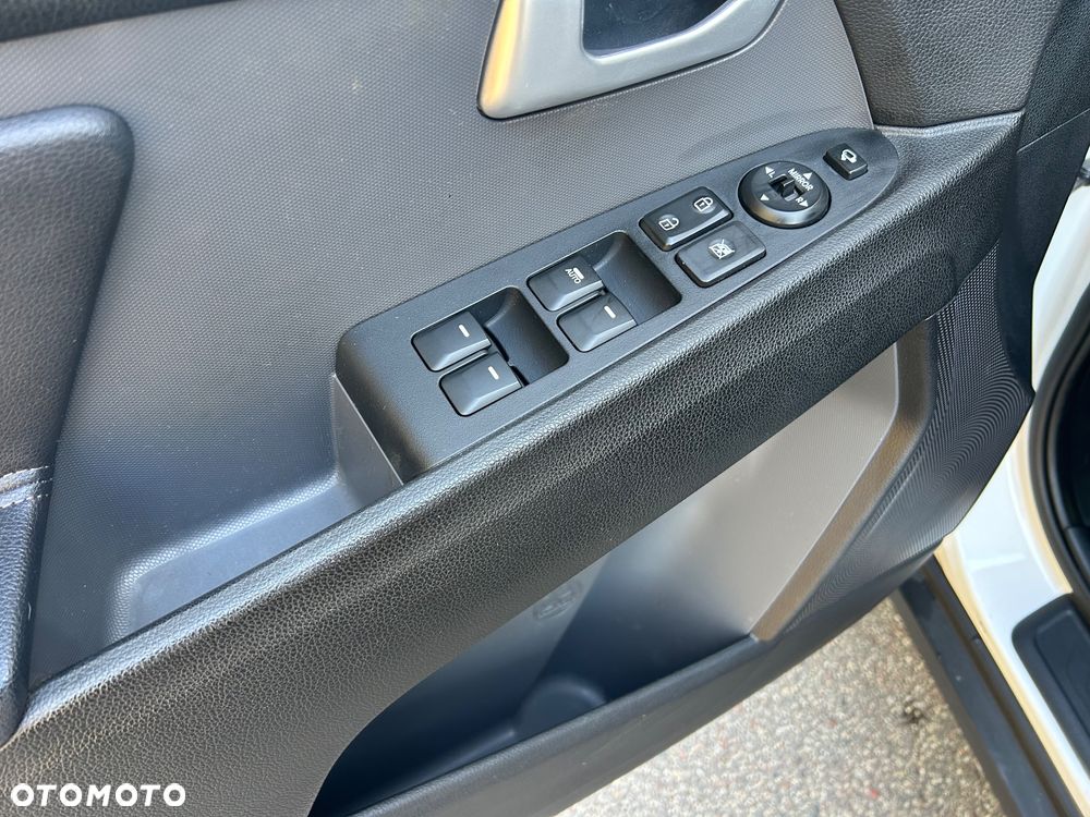 Kia Sportage 2,0 CRDI 2WD ISG Spirit - 7