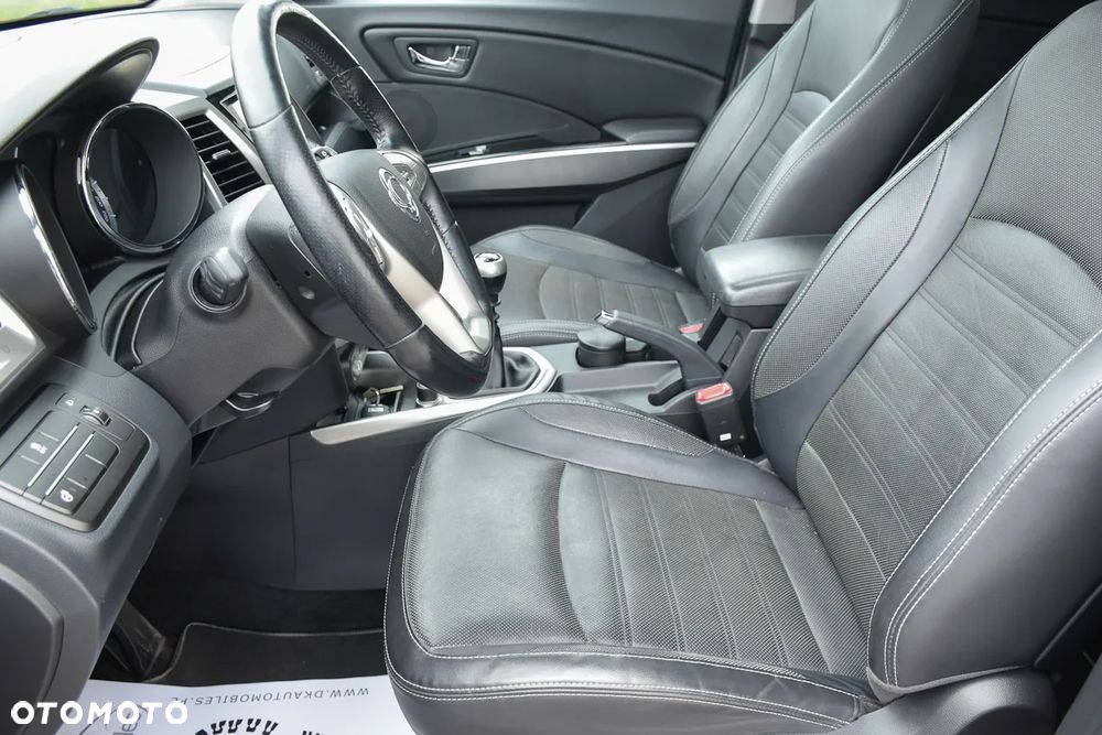 SsangYong/KGM Tivoli e-XGi 160 2WD Start/Stop Sapphire - 21