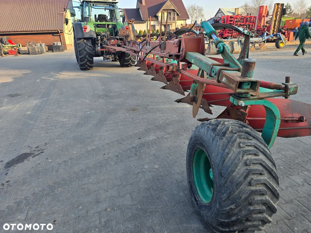 Kverneland BB 100 z wałami cambel - 5