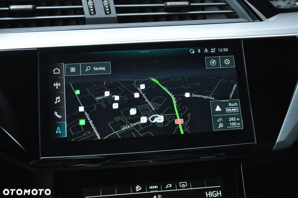 Audi SQ8 e-tron - 38