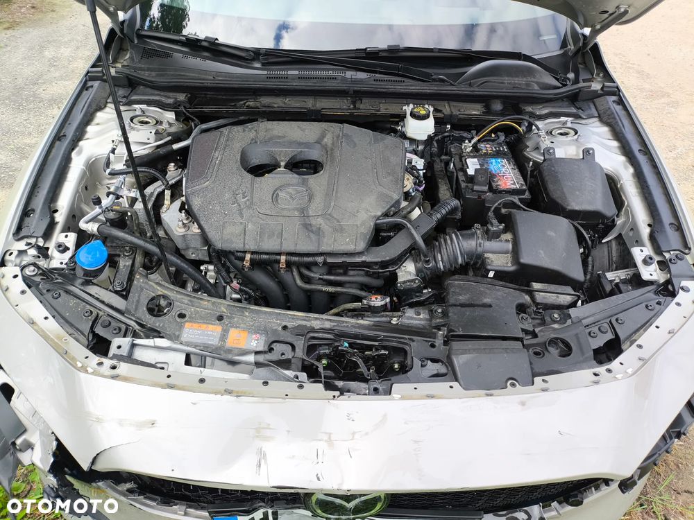 Mazda 3 e-SKYACTIV-G 140 M HYBRID HOMURA PLUS - 16