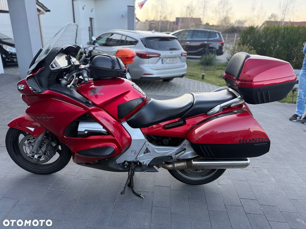 Honda ST - 5