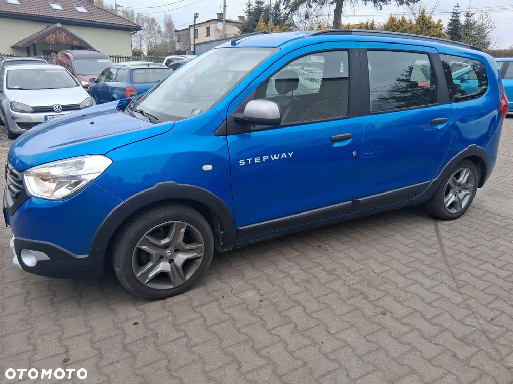 Dacia Lodgy 1.2 TCe Stepway - 1