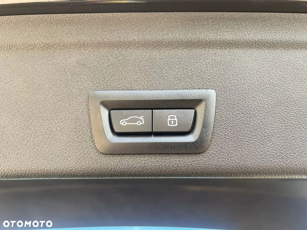 BMW X6 xDrive30d mHEV sport - 32