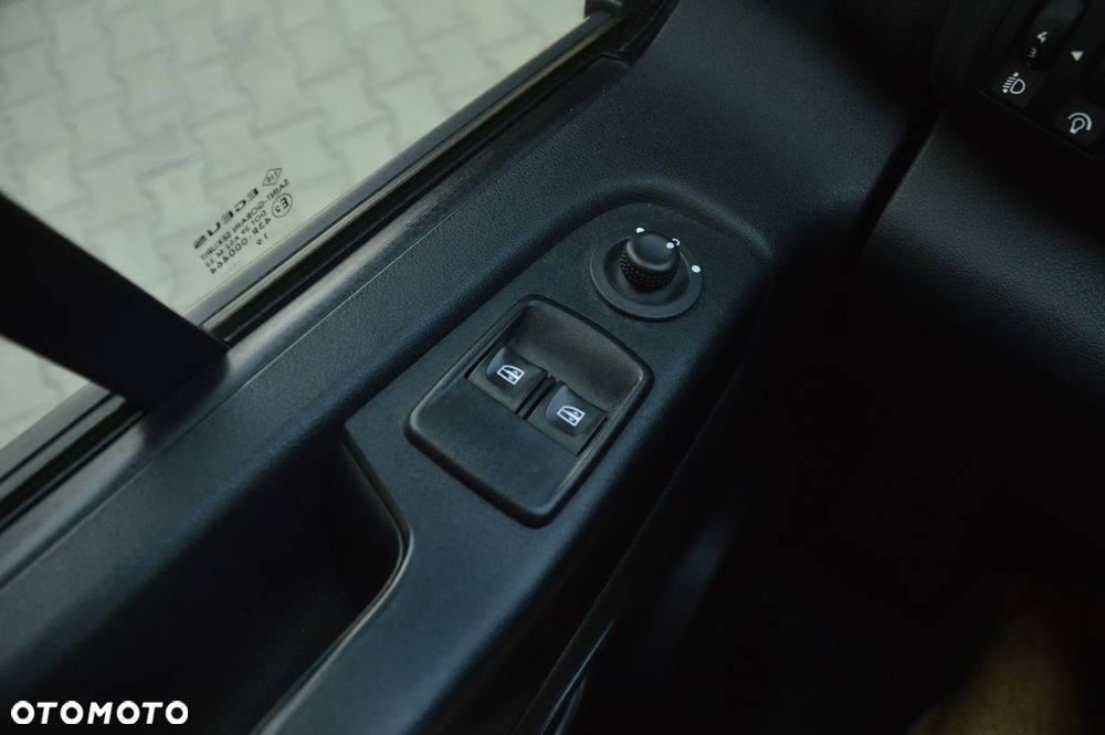 Renault TRAFIC - 37