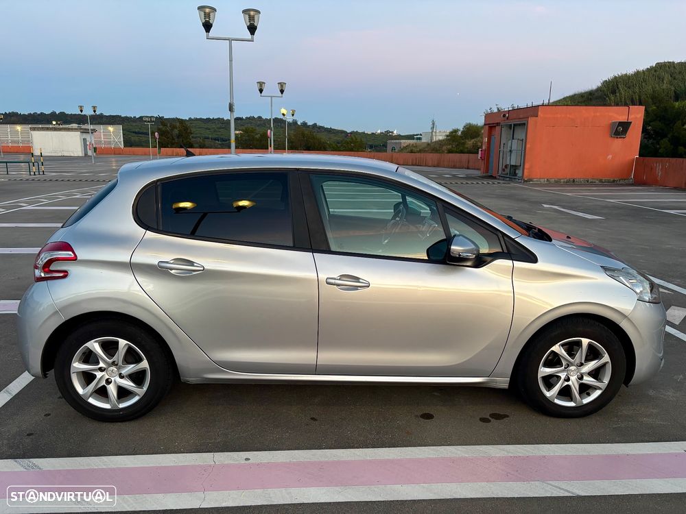 Peugeot 208 1.2 VTi Access - 7
