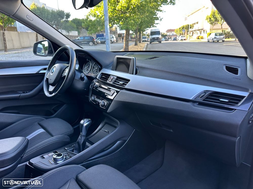 BMW X1 18 d sDrive Auto Line Sport - 43