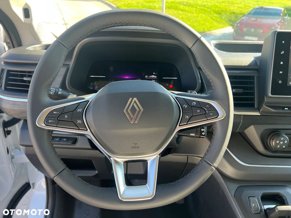 Renault Trafic - 16