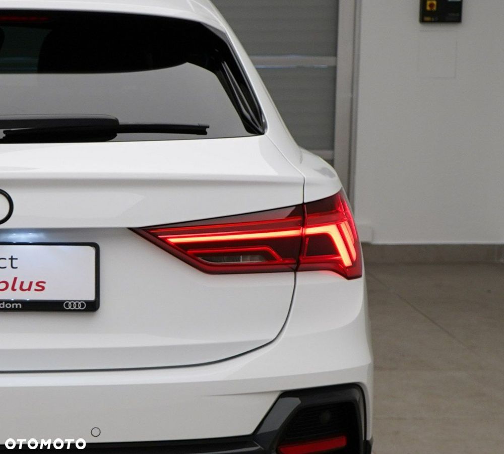 Audi Q3 Sportback - 9