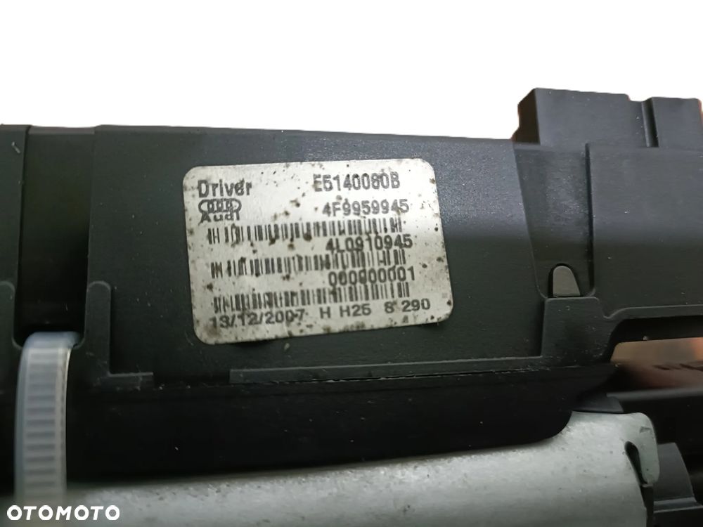 AUDI Q7 4L 05-15 r. siłownik klapy bagażnika LEWY 4L0910945 + - 2