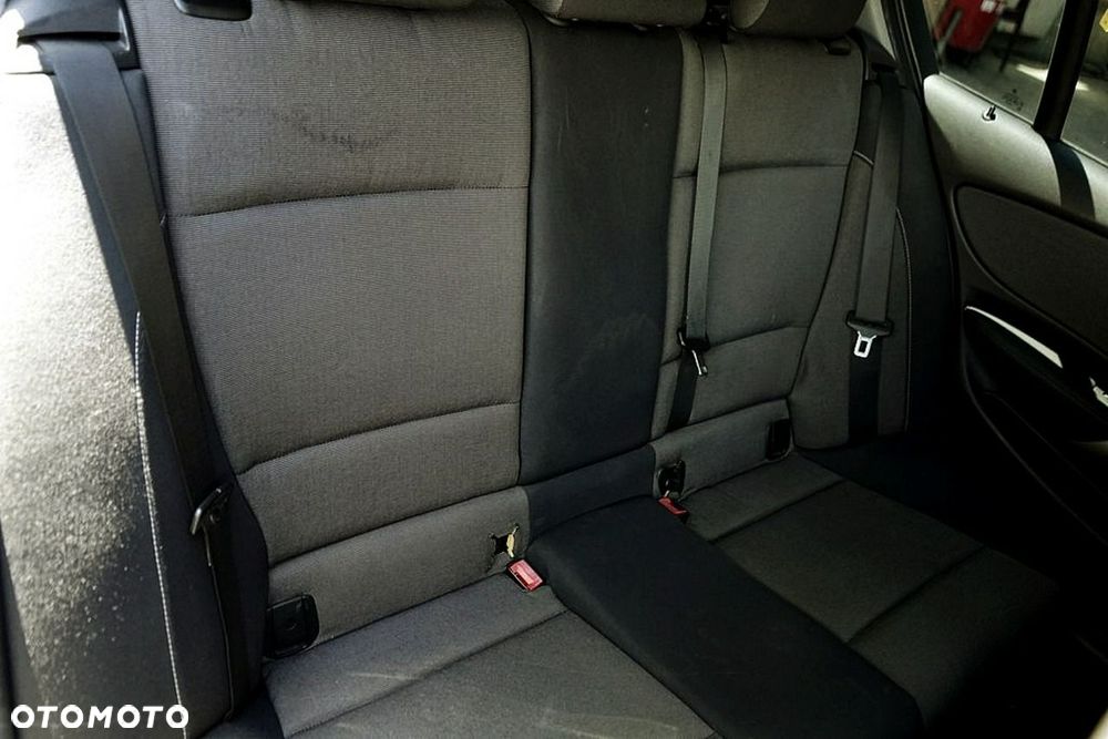 BMW Seria 1 118d - 20