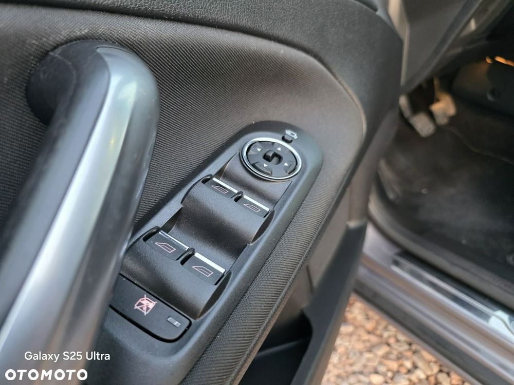 Ford Mondeo - 29
