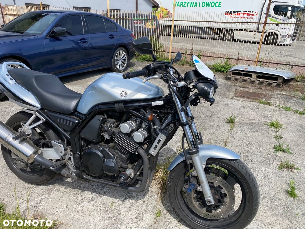 Yamaha FZS - 3