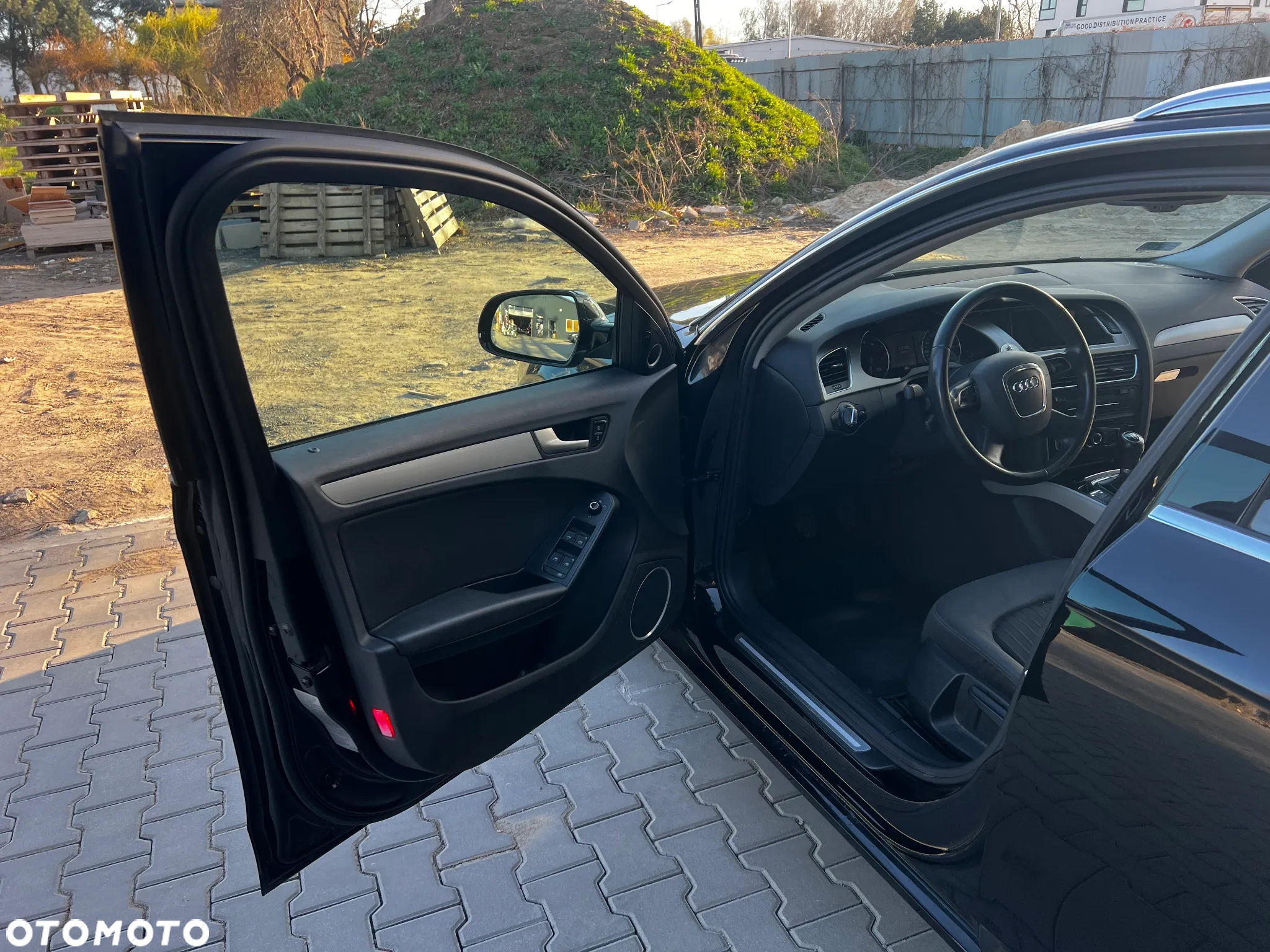 Audi A4 Avant 2.0 TFSI Ambiente - 13