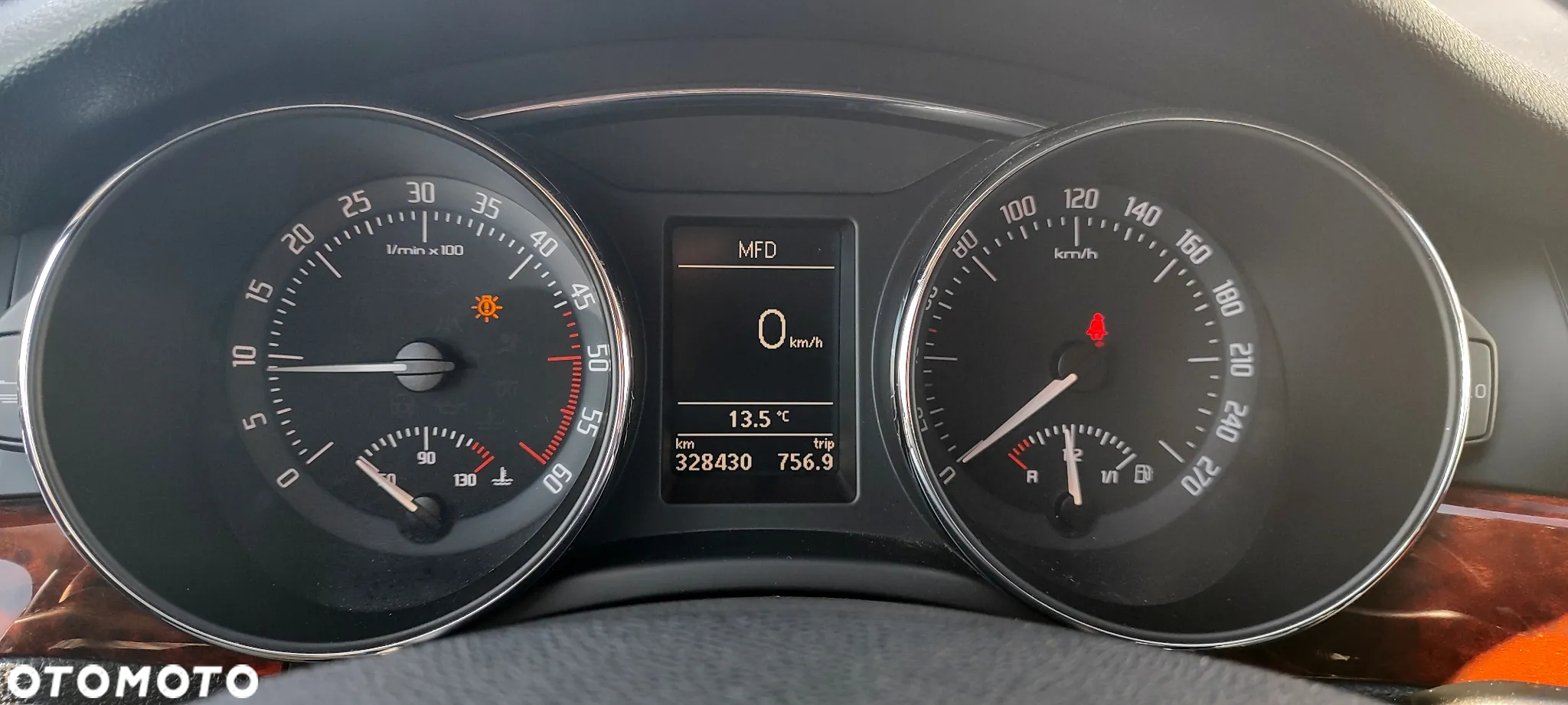 Skoda Superb 2.0 TDI Elegance DSG - 21