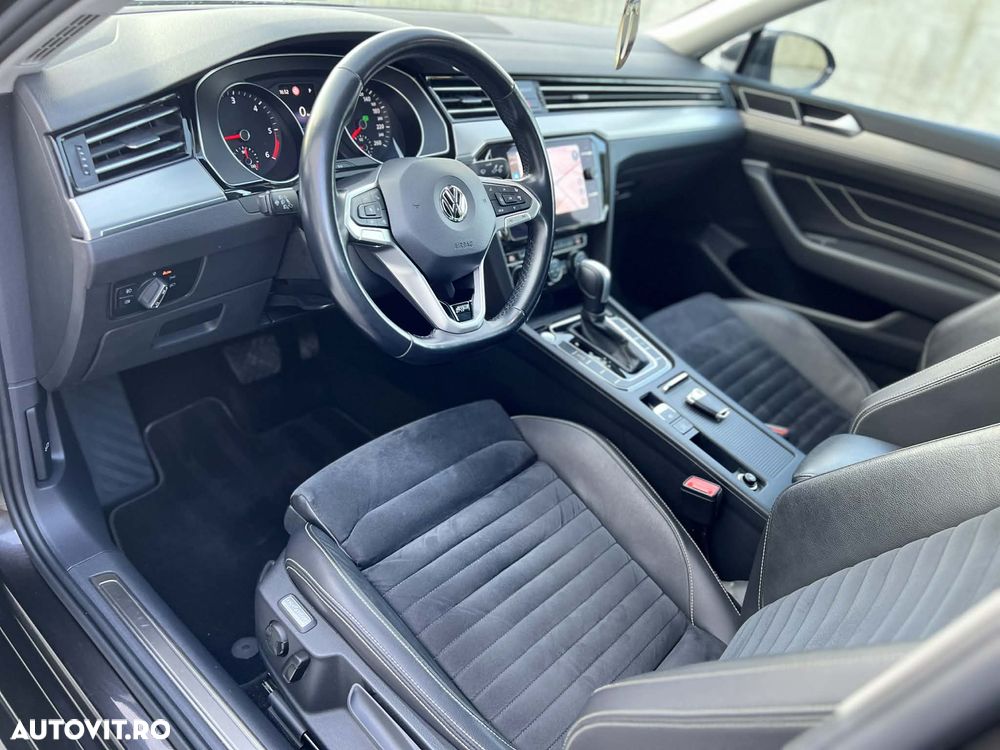 VOLKSWAGEN Passat 2021 — imagine 13