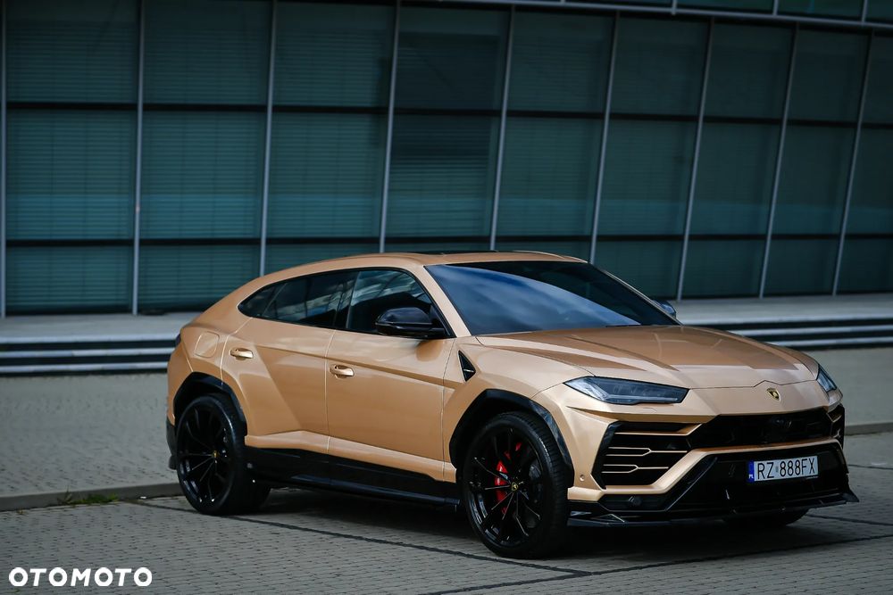 Lamborghini Urus Standard - 2