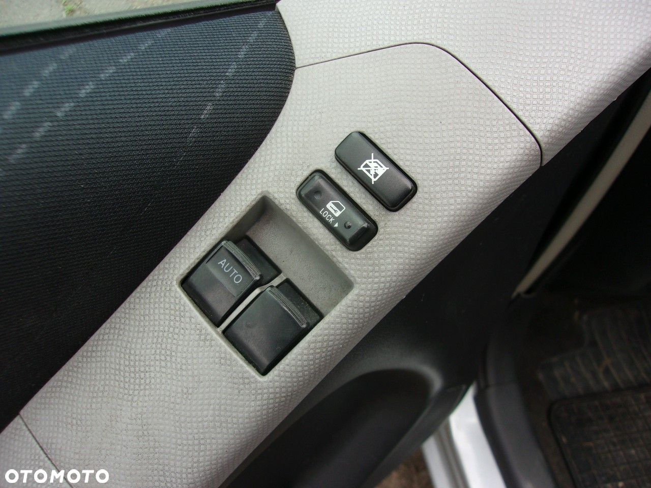 Toyota Yaris - 15