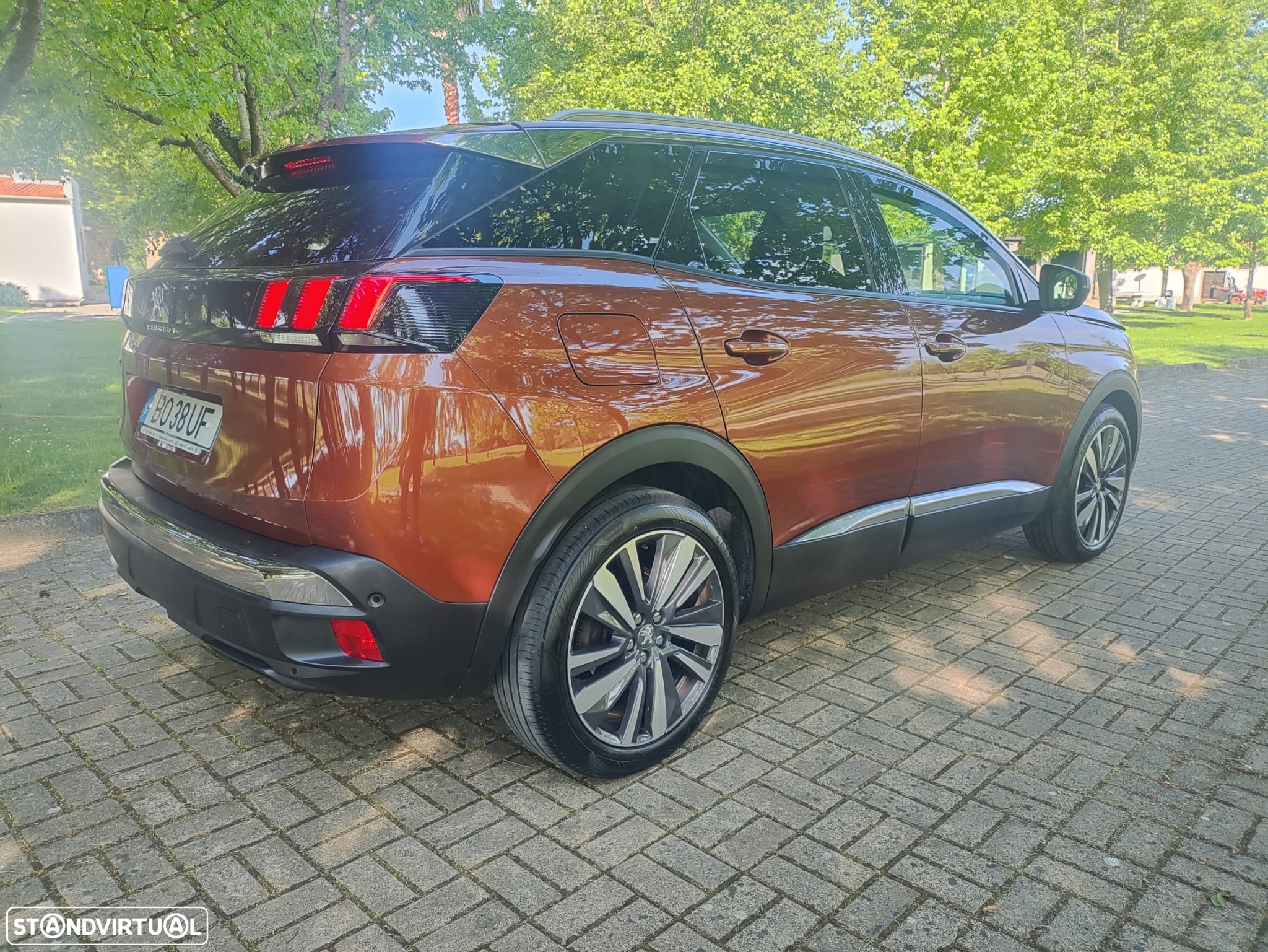 Peugeot 3008 1.5 BlueHDi Allure EAT8 - 6