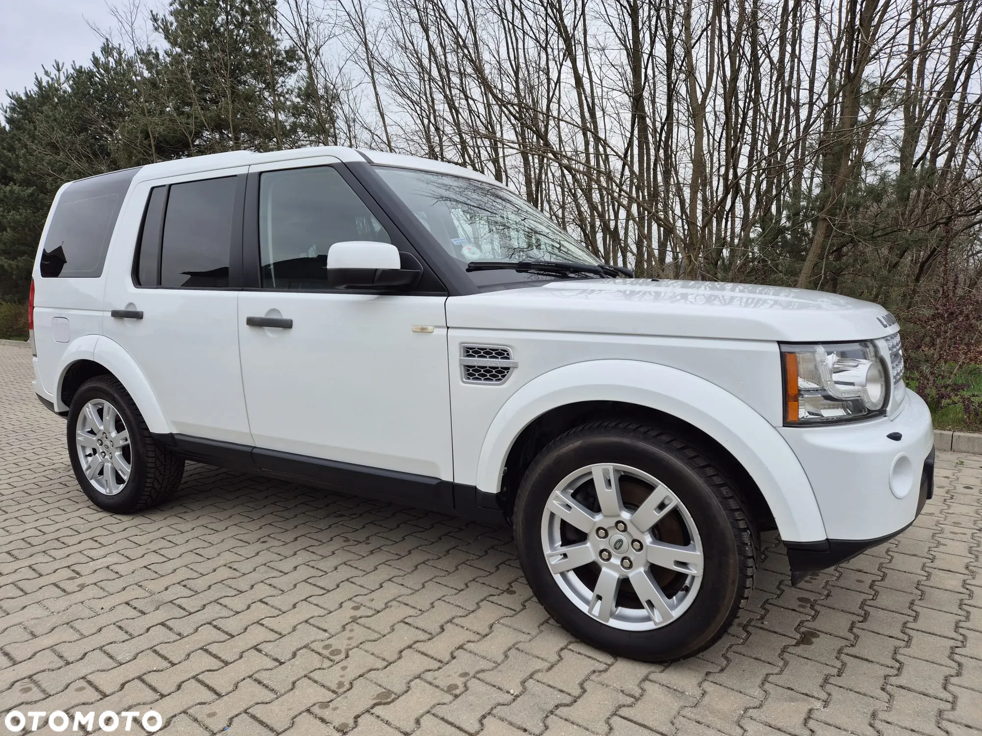 Land Rover Discovery SD V6 SE - 4