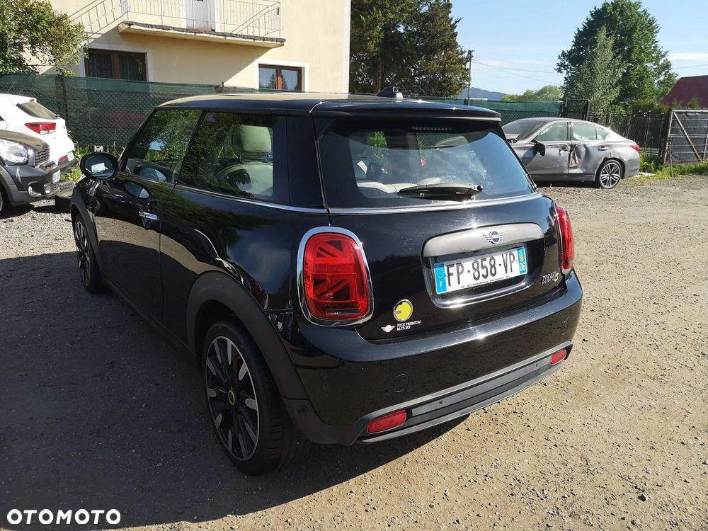 MINI Cooper SE - 8