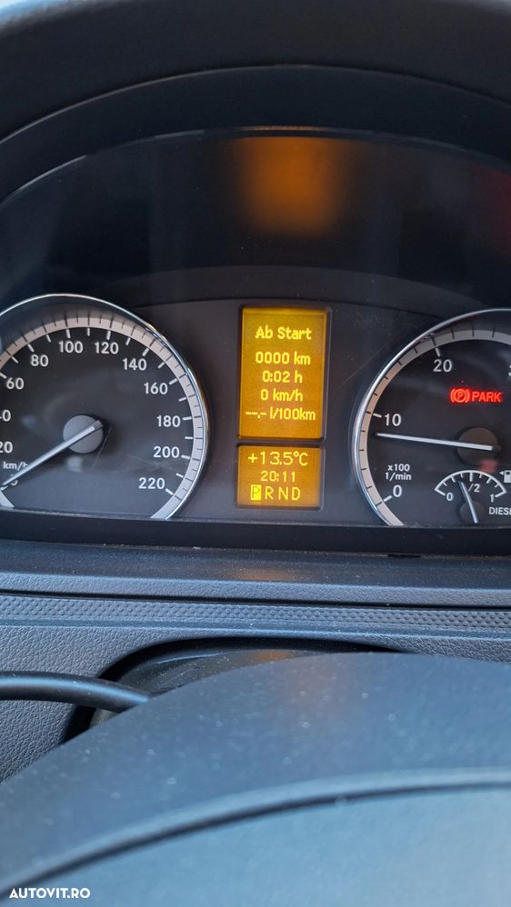 Mercedes-Benz Vito - 8