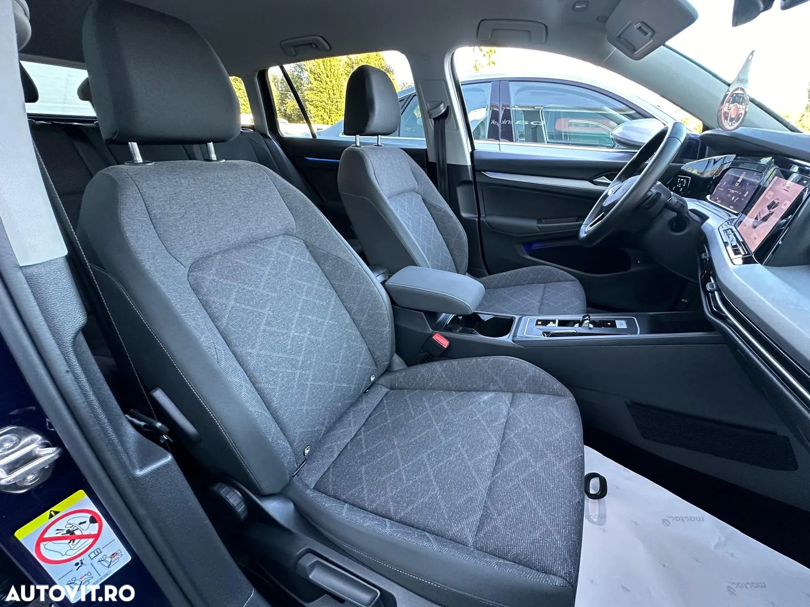 Volkswagen Golf Variant 2.0 TDI 116CP DSG Life - 16