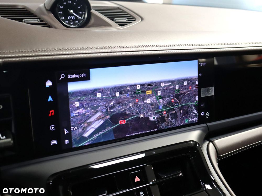 Porsche Panamera 4S E-Hybrid PHEV - 29