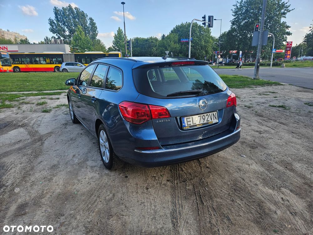 Opel Astra 1.4 T Enjoy EU6 - 24