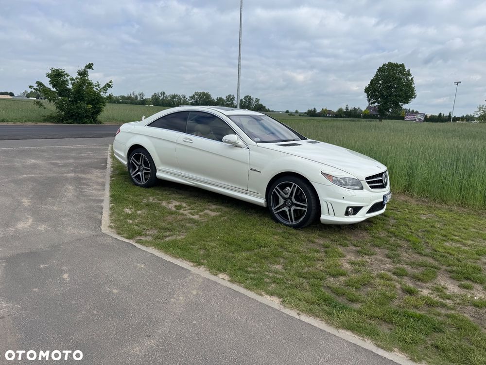 Mercedes-Benz CL 63 AMG - 13