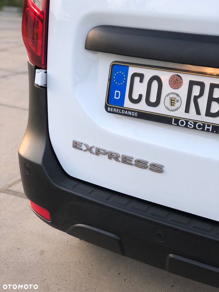 Renault Express - 19