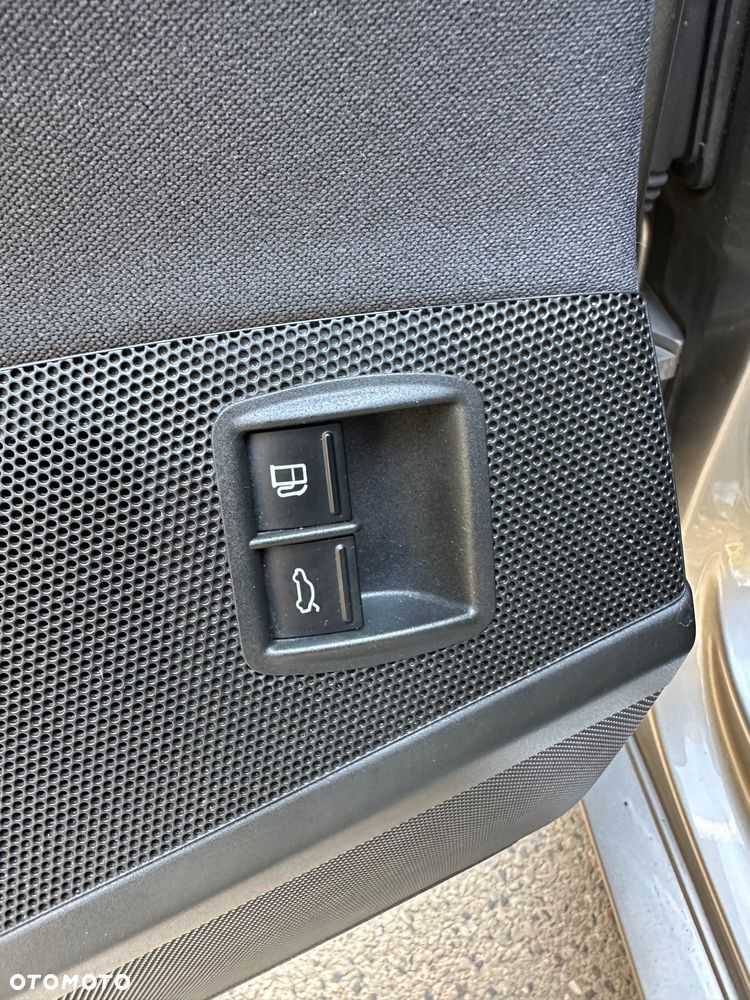 Volkswagen Passat CC 2.0 TDI DSG - 29