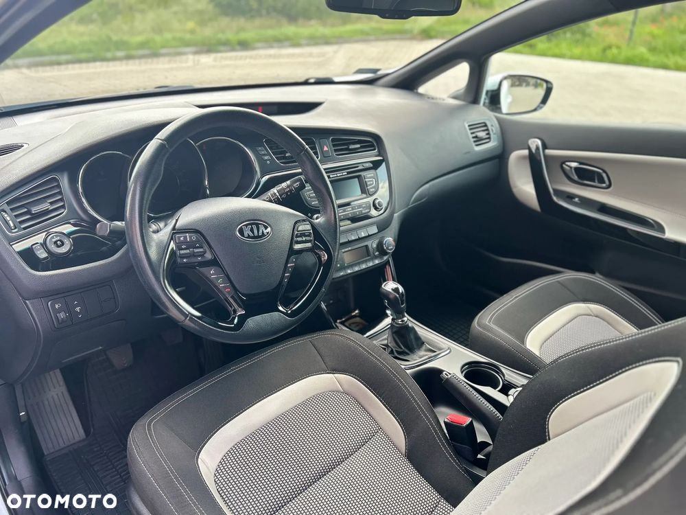 Kia ProCeed Pro_cee'd 1.4 XL - 5
