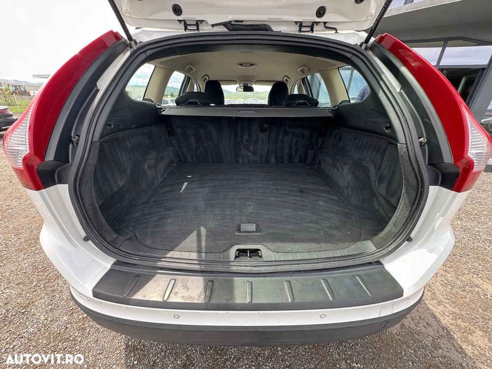 Volvo XC 60 2.4D AWD Aut. - 18