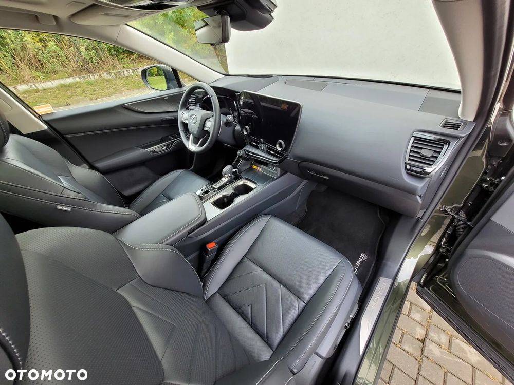 Lexus NX 350h Omotenashi AWD - 4