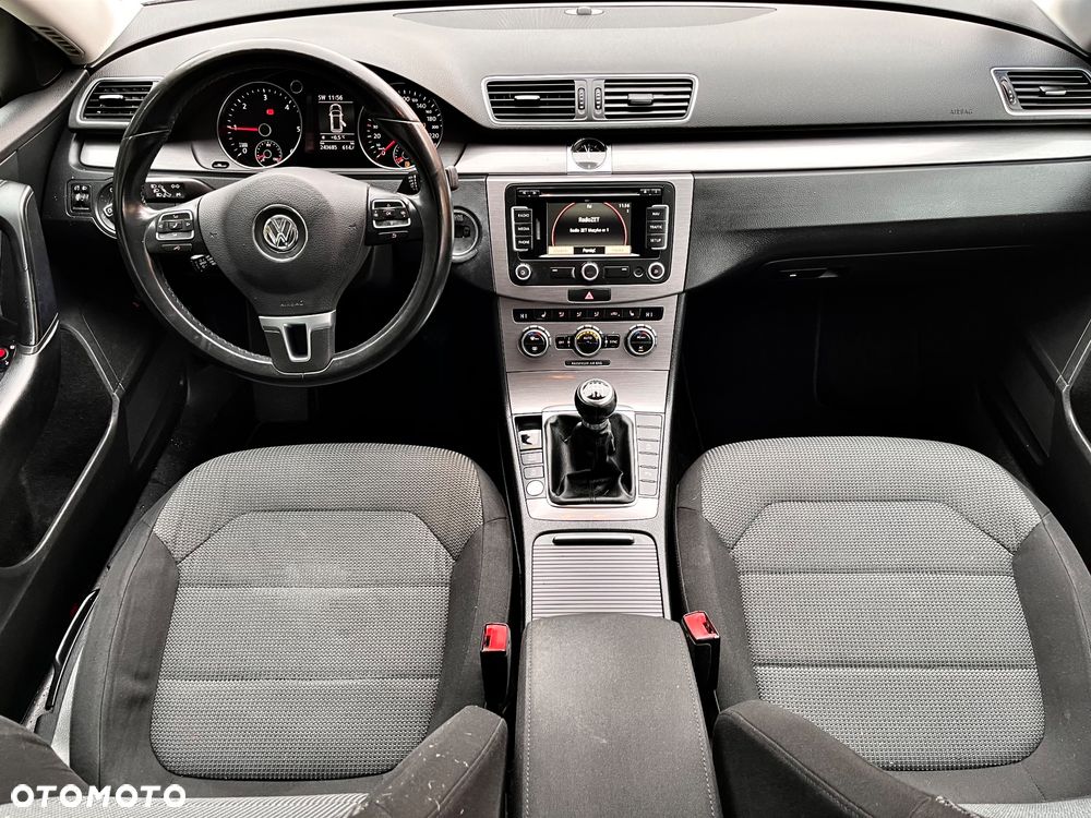 Volkswagen Passat 2.0 TDI BlueMotion Technology Highline - 10