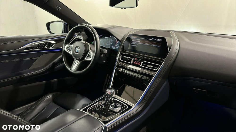 BMW Seria 8 - 14
