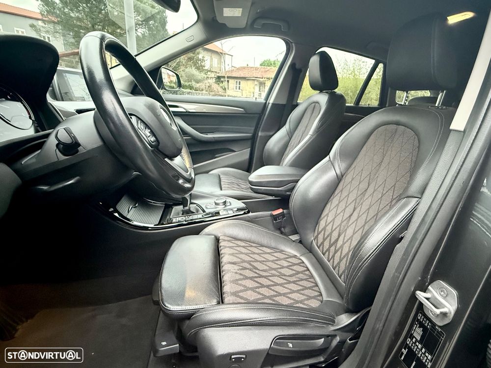 BMW X1 16 d sDrive Auto Line Sport - 25