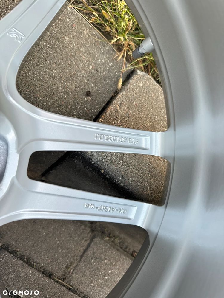 Nowe oryginalne felgi z oponami do Cayenne 9YA (facelift) - 9