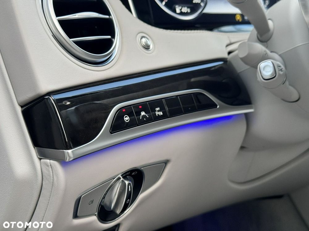 Mercedes-Benz Klasa S 500 L 4Matic 7G-TRONIC - 31